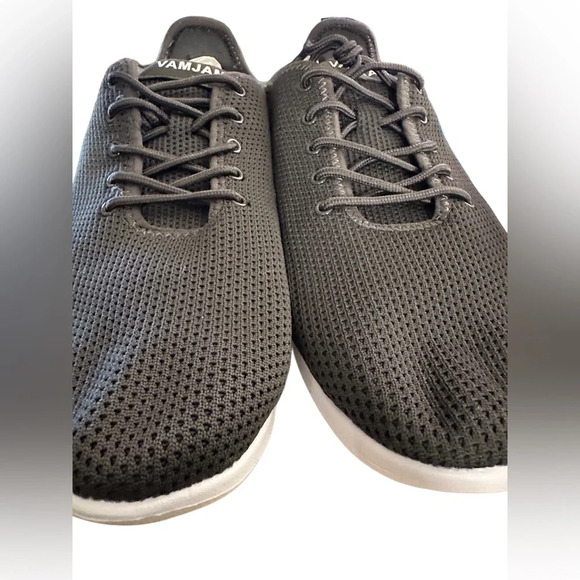 NWOT Men’s Lightweight Running Sneakers Shoes Lace Ups Synthetic Soles - Picture 2 of 8